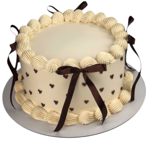 VINTAGE-STYLE CELEBRATION CAKE